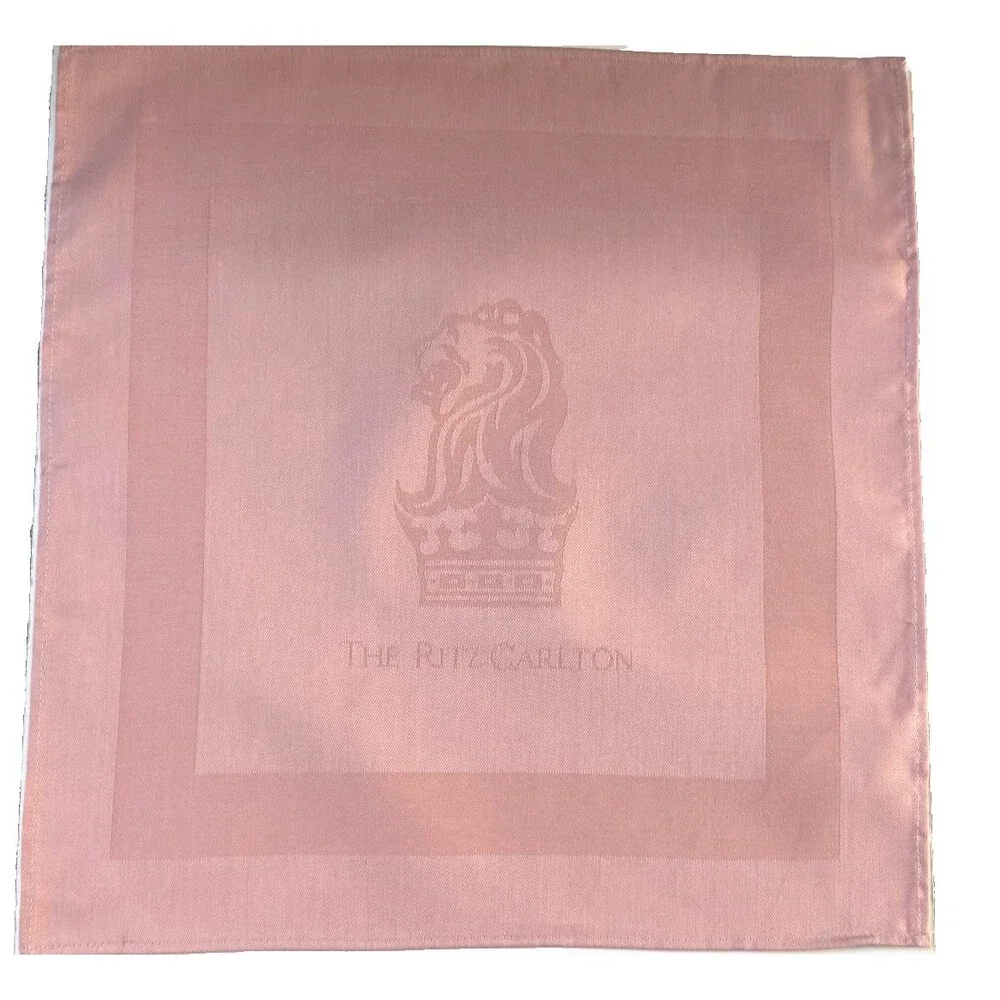 The Ritz Carlton Hotel Linen Dinner Cloth Fabric Napkins 20x20 Pink Set of 4 NEW